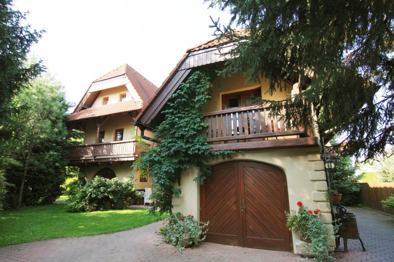 Hotel Frydl Prag Exterior foto