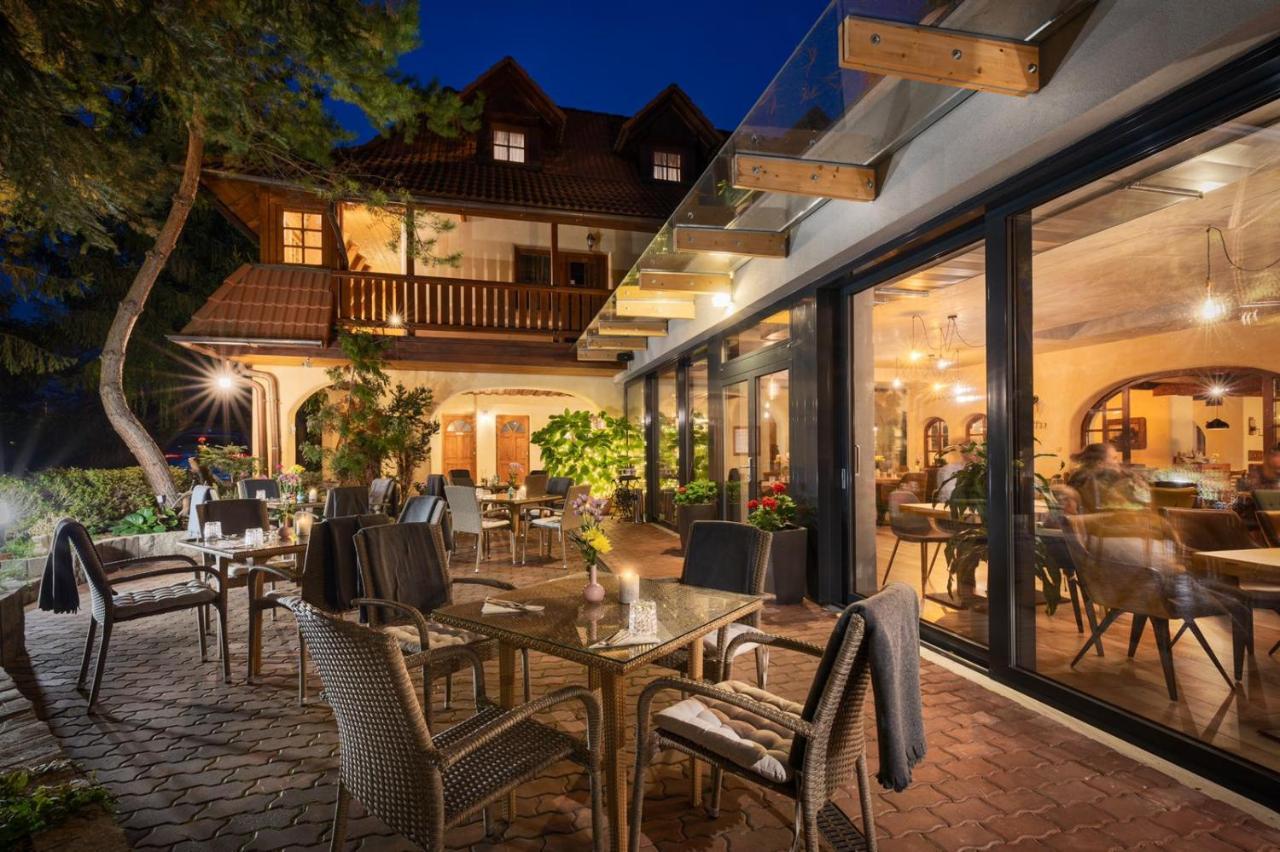 Hotel Frydl Prag Exterior foto